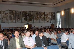 Участники конференции в актовом зале ВолгГАСУ
