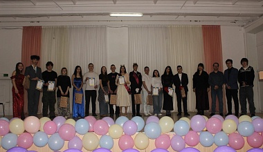 Мероприятие для учащихся 9-10 классов, посвященное 23 февраля и 8 марта — «Король и Королева Лицея»